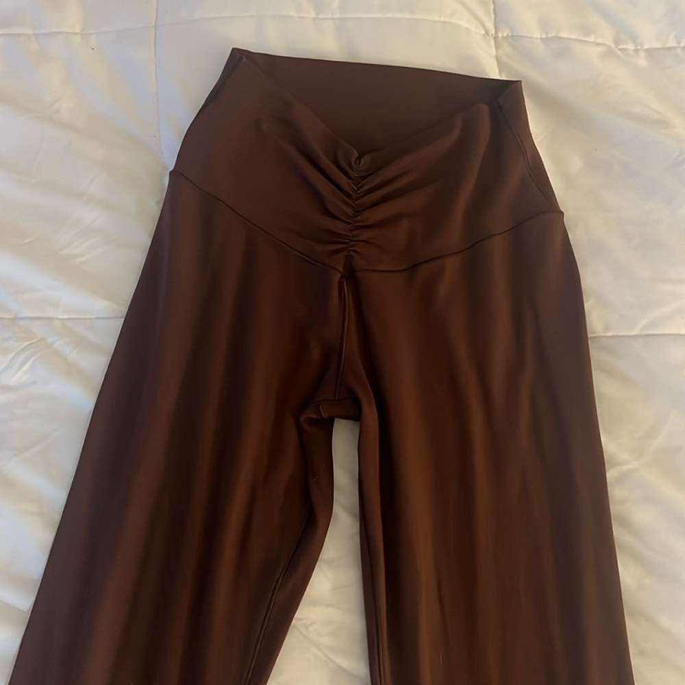 Arie Cinched Bootleg Yogas